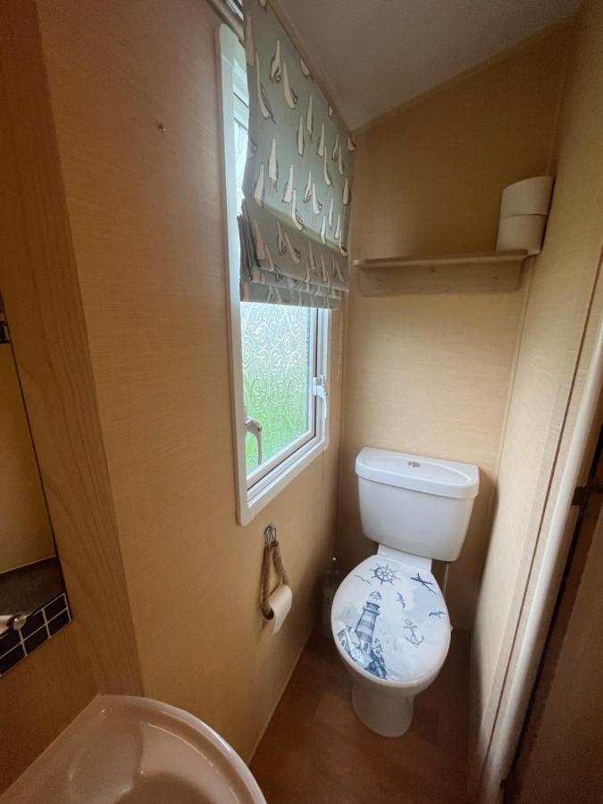 Fulmar 43 ~ Parkdean Holiday Resort Great Yarmouth Buitenkant foto